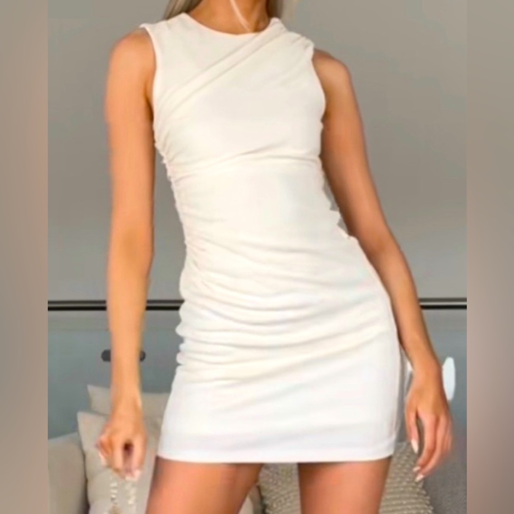 Zara cream Dress gathered on side NWT size XS